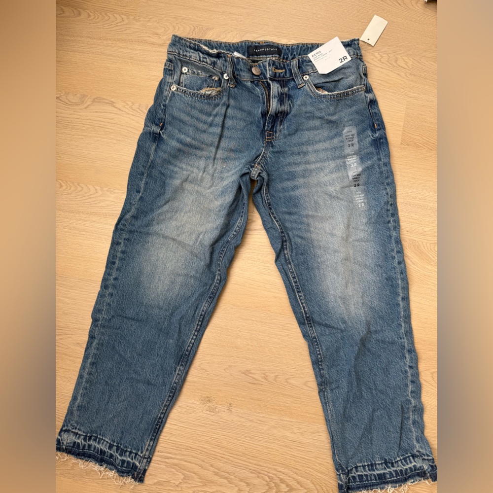 Aeropostale Women's Blue Ankle Jeans